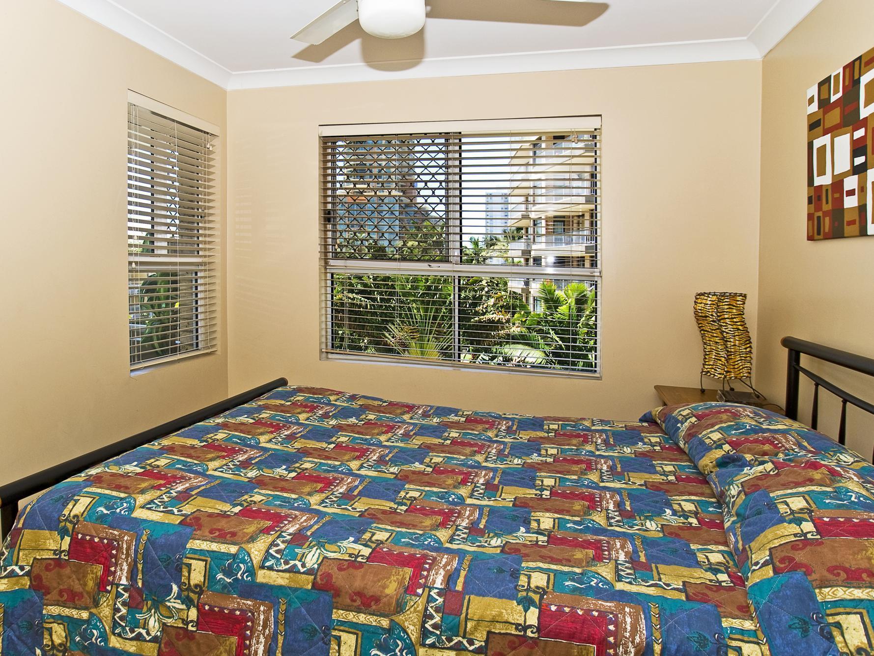 Budds Beach Apartments Surfers Paradise Exterior foto